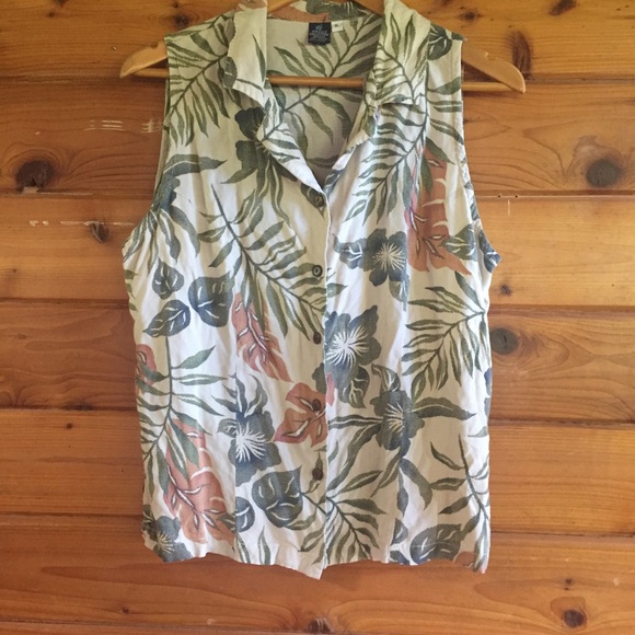 Hibiscus 🌺 Collection Aloha Button down - Picture 1 of 7